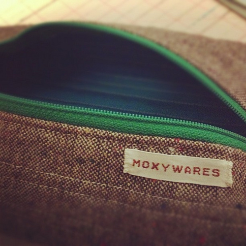 Zipper pouch
